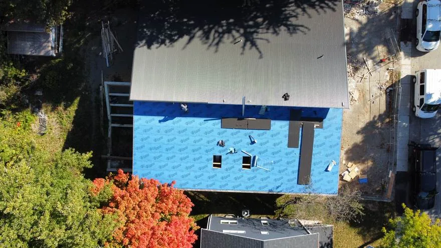 Metal roof on a Georgetown property