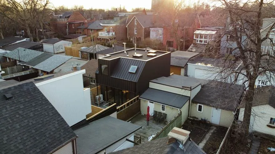 Metal roof on a Toronto house