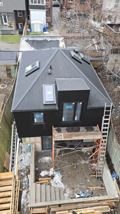 Metal roof on a Toronto house