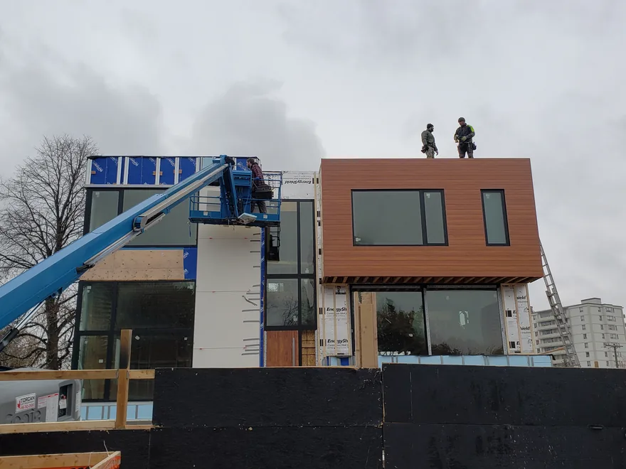 Metal siding project in Toronto